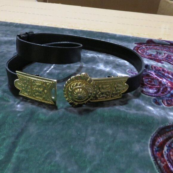 Alexis Kirk Accessories - Alexis Kirk Vintage snakeskin Dark Green leather embellished belt Gorgeous!!